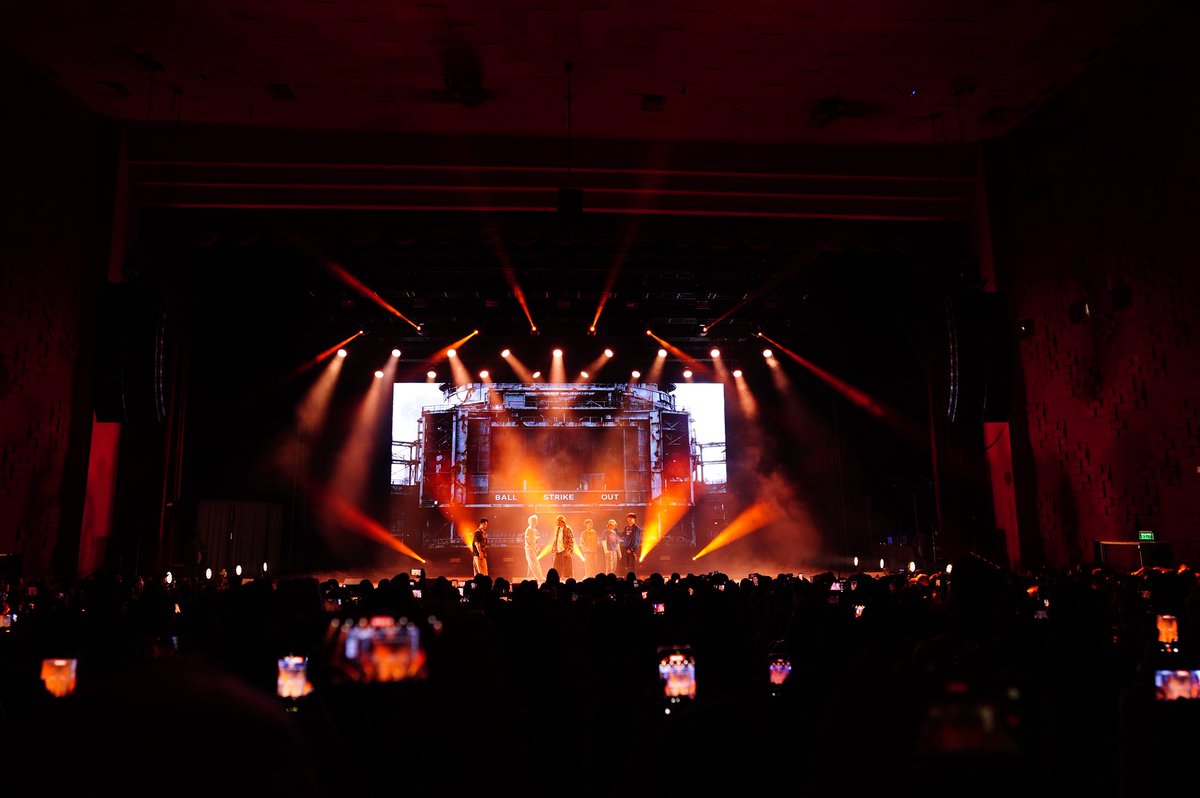 livenationph's tweet photo. Still not over Saturday night. 🥹 Here's a look back at BE:FIRST WORLD SHOWCASE 2026 "WATCH ME" in Manila. 

Tag your concert buddy and tell us your favorite moment below! 👇

#BEFIRSTinManila https://t.co/yzO8Yz2kSr