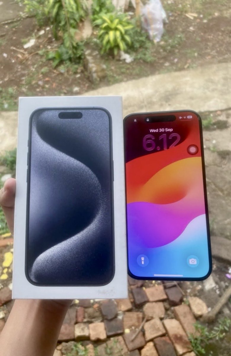 dikicnd_'s tweet photo. Wts iPhone 15 Pro 128GB Digimap Blue Titanium
- Ex Garansi Resmi Digimap ID/A
- Fullset Dus, Kabel Charger
- Body Layar Mulus No Minus
- Bh 80% Orian Belum Pernah Bongkar/Service Masih Utuh Semuanya
- Face ID, True tone dll aman
#wts #zonauang #cod #wtsiphone https://t.co/vJhsGRq17e