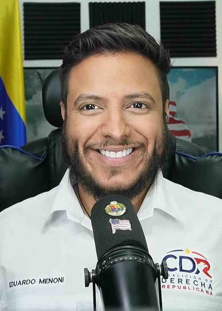 eduardomenoni's tweet photo. Feliz noche patriotas, hoy podemos dormir tranquilos sabiendo que el comunismo pierde terreno cada dia en América. 

Seguiré luchando para ayudar a erradicar esa asquerosa peste. 

Dios los bendiga. 🫡 https://t.co/iAwSAQrMUr