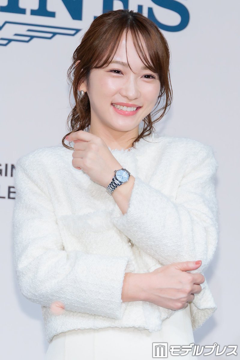 modelpress's tweet photo. 【写真追加📸】川栄李奈＆本田響矢
『ロンジン マスターコレクション クロノ モノプッシャー』発売記念イベント出席⌚
https://t.co/vHBzZImI16

▫️川栄、AKB48メンバーの結婚式回想💭
卒業から11年経った現在もメンバーから
「『性格が全く変わらないね』と言われました（笑）」

▫️本田、フィルムカメラを愛用🎞️
遠征での撮影現場で「風景を撮ったり」