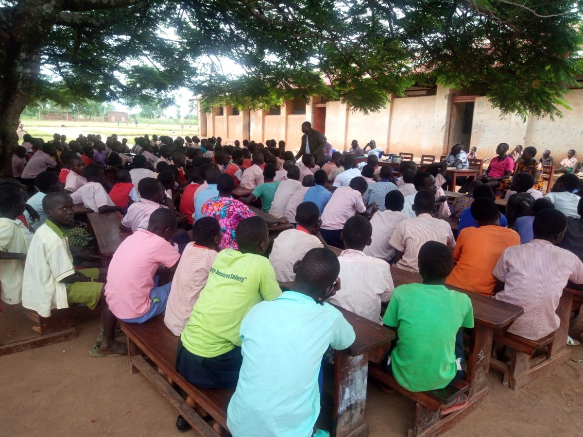 cciug's tweet photo. Community sensitization in action!
 @CCI and Lira District Local Government met with PTA, SMA, and learners at Walela Primary School (Ayami) to champion the school feeding program. Nutritious meals are key to student focus and success. #SchoolFeeding #LiraDistrict #CCI https://t.co/3ytdc1fRS8