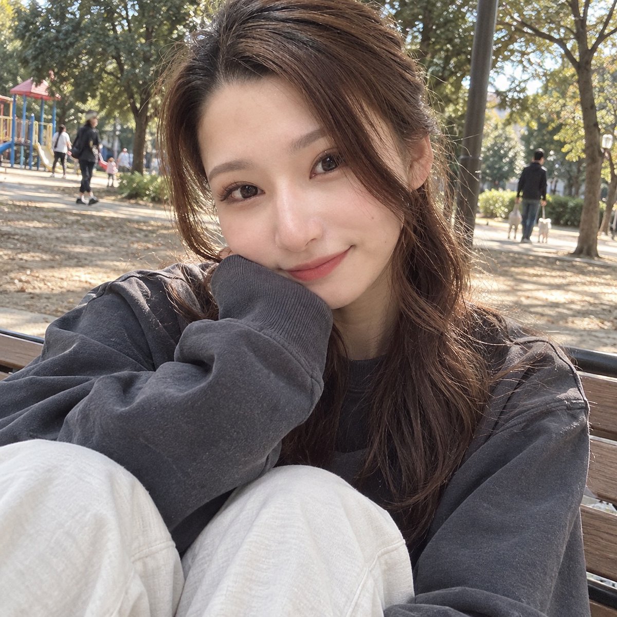 julioaldinunes's tweet photo. 好きなおじさまとなら、
近所を少し散歩するだけでも楽しそうです。

歩く速さ、私に合わせてくれますか？☺️ https://t.co/RjA67RX0H0