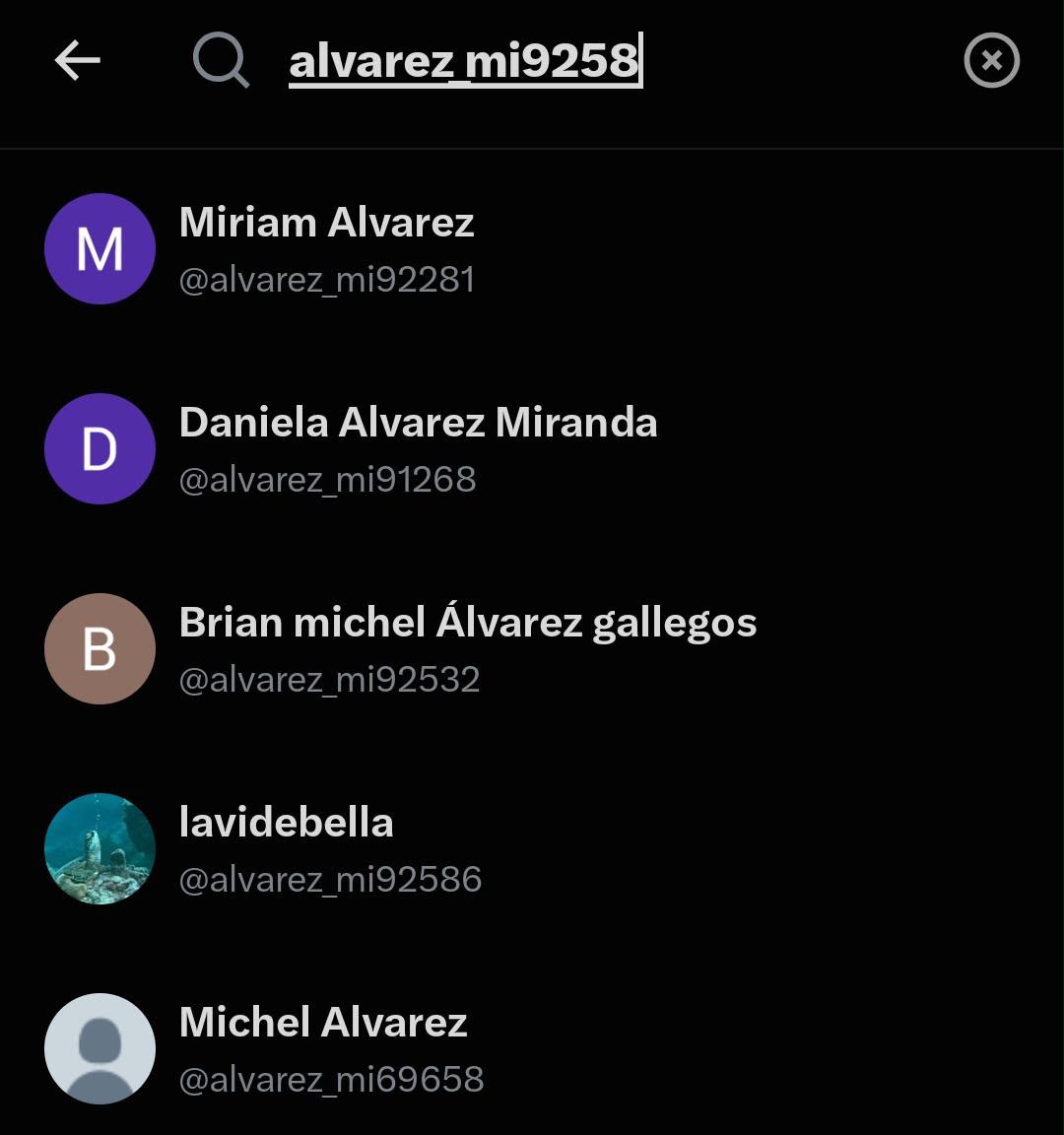 Jimin_lo7's tweet photo. IMPORTANTE: Michell Alvarez anda por aquí en x con varios usuarios, la tonta no se a dado cuenta que podemos ver sus antiguos nombres y todas las múlti cuentas que tiene. Se anda paseando con capturas fake, como solo a ella le gusta hacer, haciéndose la víctima. https://t.co/fHqNVqyUS6