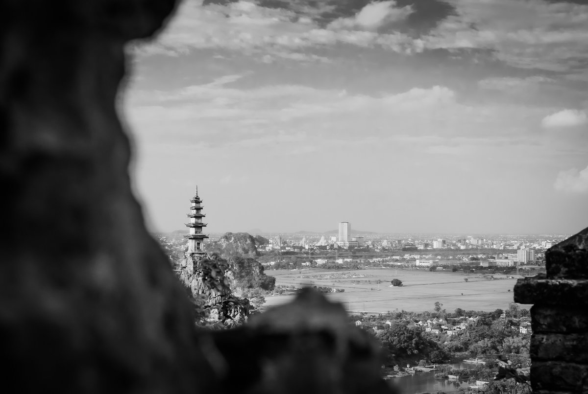 Miloca21's tweet photo. Vietnam in black and white: light, shadow, texture, and story. Color is my first love, but stripping it away lets every shade of grey speak a little louder. https://t.co/cLXOdP7v8w