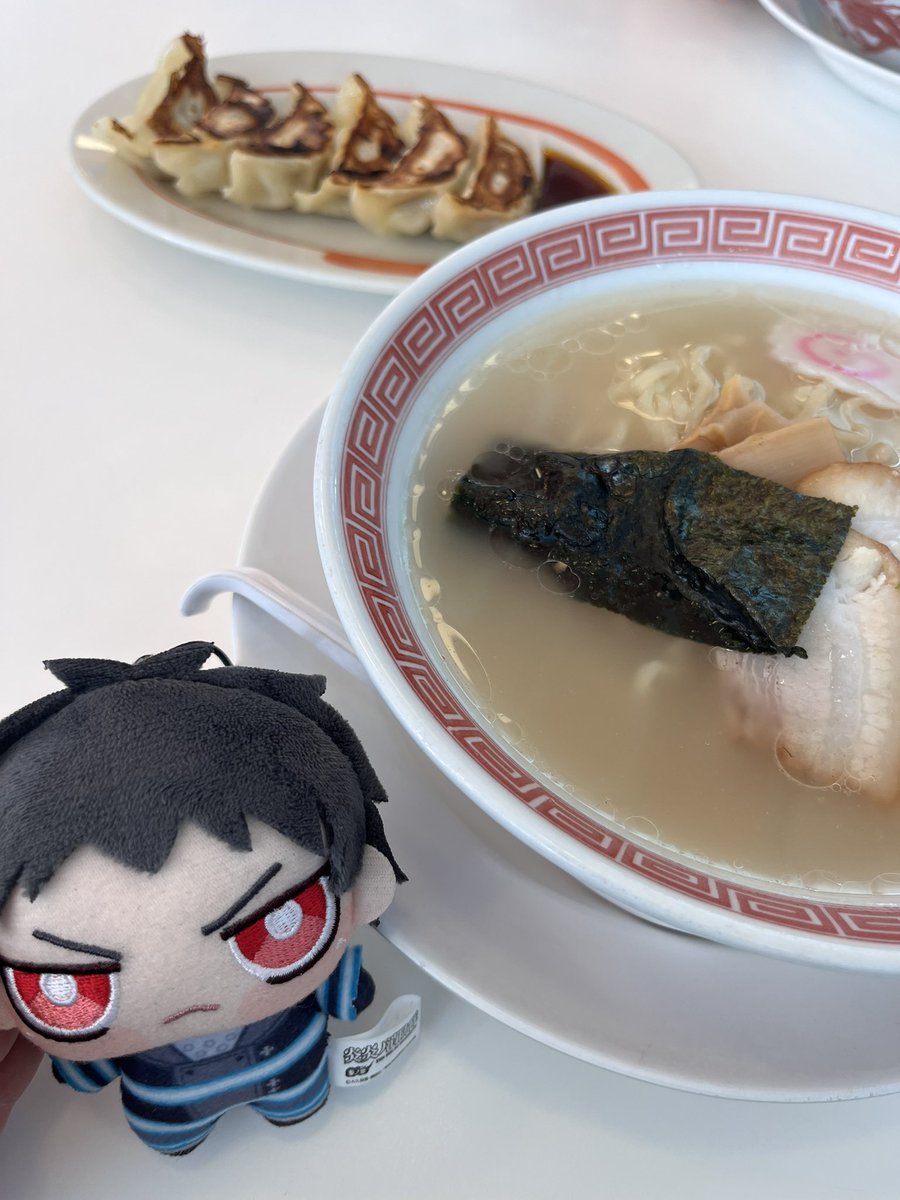 sasaka_maaa's tweet photo. 異文化交流 https://t.co/QH9C0TGM7R