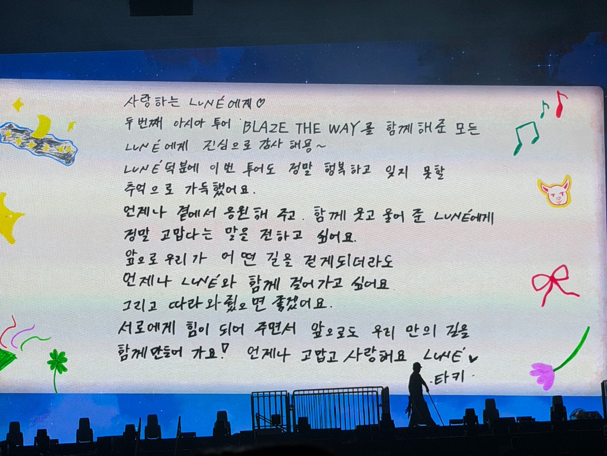 ddonggaezz's tweet photo. 1열에똥
개 https://t.co/vrNA1VG3fm