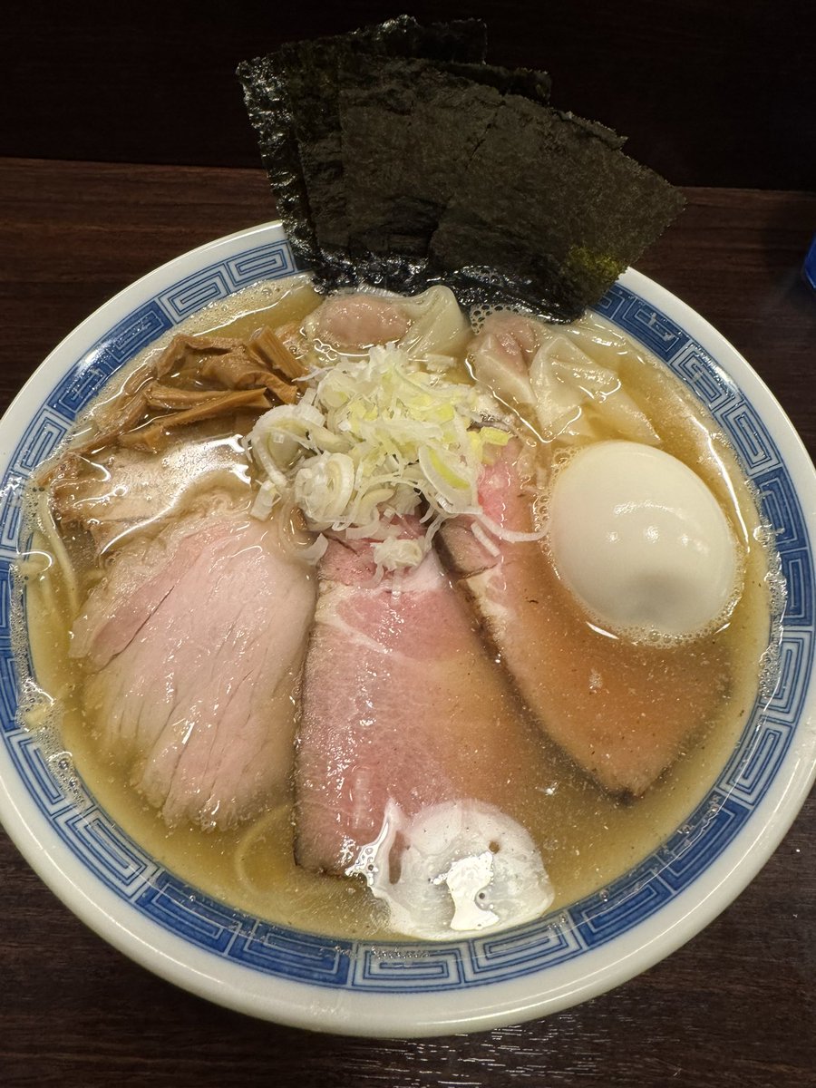 KEN_aka_SWG's tweet photo. ルリカケスさん🦜特製塩🧂煮干し🐟もう❗️素晴らしい‼️このためだけに埼玉から1時間かけてくるかいあった！激ウマ🐎です❗️大変美味しかったです！ごちそうさまでした😋😋😋 https://t.co/0a399yUyTQ