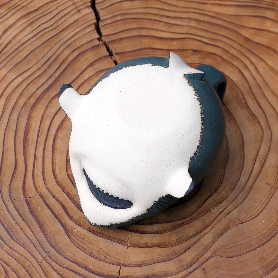 ceramimic2021's tweet photo. ホホジロザメ形マグカップ🦈
#サメ #マグカップ #shark #mug https://t.co/FCMcNKn1rf