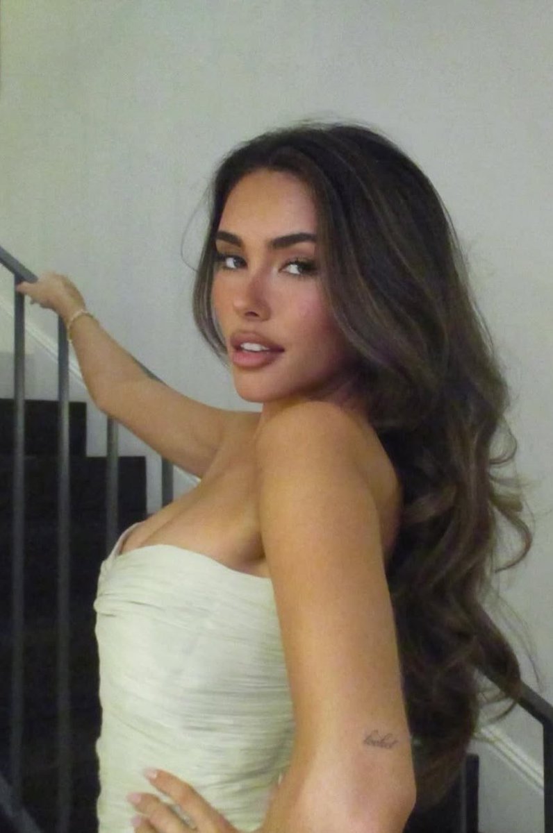 BoltAndBeer's tweet photo. Madison Beer https://t.co/xoWtyhTZpH