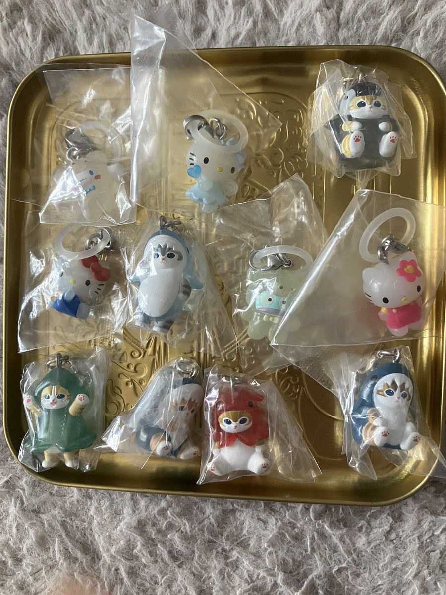 5273t's tweet photo. 譲画像のめじるし&amp;ガチャ

求過去のめじるしorガチャ
ヨッシーめじるし激求め🟢🩷🩵他の色も検討します。

※どうぶつの森は500円なので考慮お願い致します。

#ヨッシーめじるし
#スージーズーめじるし
#ディズニーハロウィンめじるし
#めじるしアクセサリー交換
#どうぶつの森ガチャ https://t.co/4sDqz7Zwjz