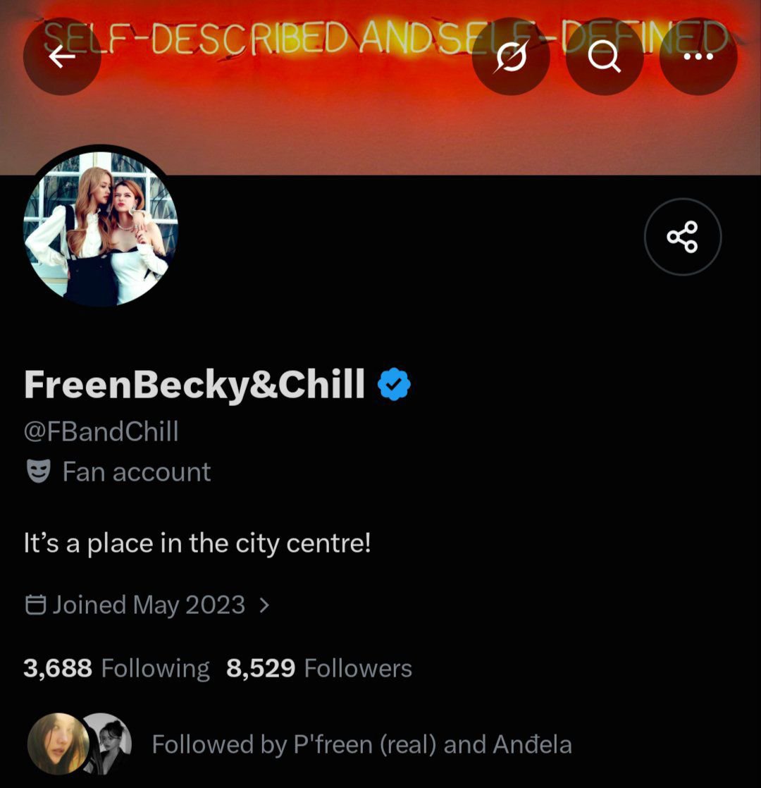 Edithjulius3463's tweet photo. @FBandChill Girl you need to shep more because freen is following you😂 https://t.co/DJX4CATbfl