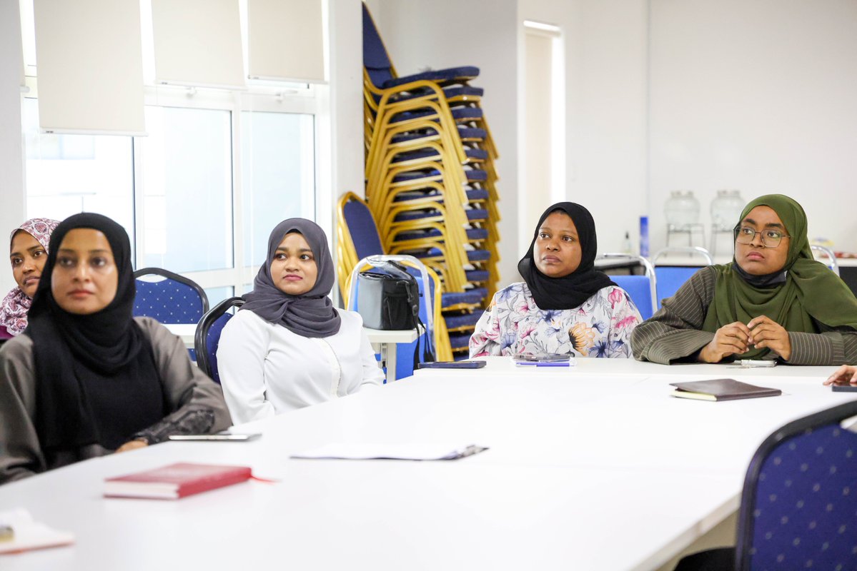 MNACAMALDIVES's tweet photo. The session provided insights into the GlobE Network, international cooperation in corruption investigations, information exchange mechanisms, and the sharing of investigative experiences and expertise. @ACC_Maldives https://t.co/tzOXdJC58R