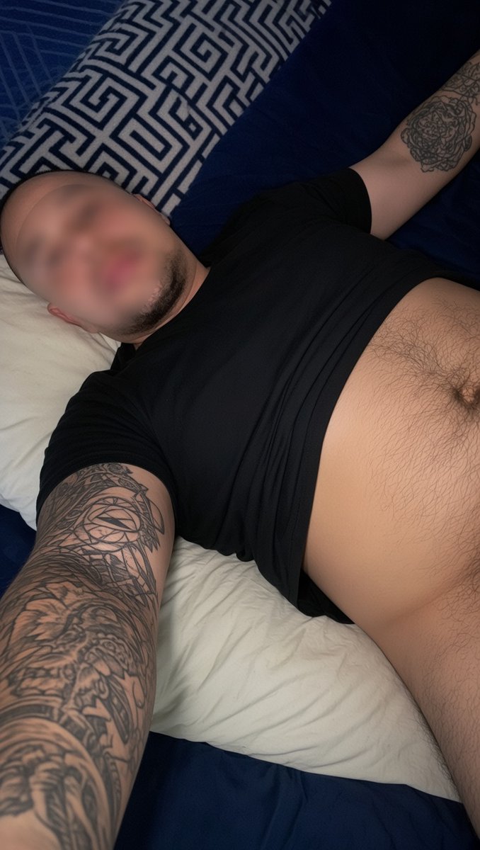 singlevatoxo's tweet photo. Any female in LA wanna get lit n fuck all  night #sneakylink https://t.co/mA7OpxRp3l