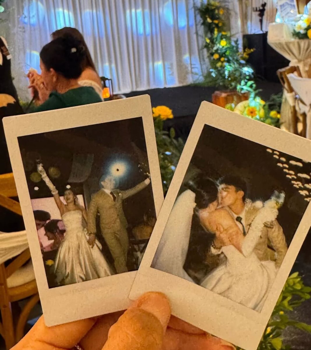 JuniorVhs's tweet photo. Xã source kêu queen of moment vì chụp Dung còn xinh hơn nhiếp ảnh gia. Vậy có nên nhận chụp ảnh lấy liền cho đám cưới không ta? https://t.co/hgmL3e4uw4