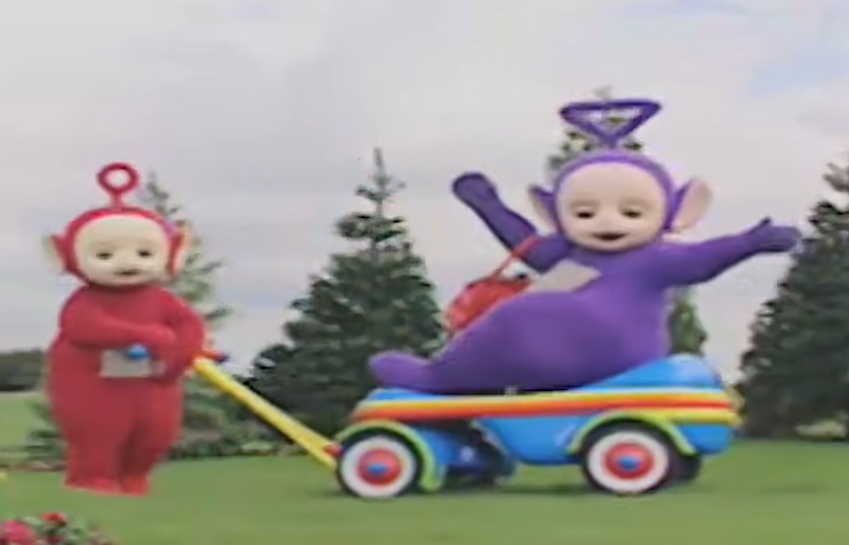 NepleSun's tweet photo. Fun fact: Po is stronger than Tinky Winky, as seen in the episode "Game Drive" Tinky was unable to pull trolley with Po on it but the exact opposite happened when it's Po turn, meaning that if Po fight back infected Tinky he would've got folded immediately https://t.co/oS6vyKWjwG