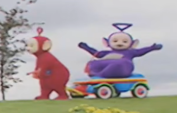 NepleSun's tweet photo. Fun fact: Po is stronger than Tinky Winky, as seen in the episode "Game Drive" Tinky was unable to pull trolley with Po on it but the exact opposite happened when it's Po turn, meaning that if Po fight back infected Tinky he would've got folded immediately https://t.co/oS6vyKWjwG