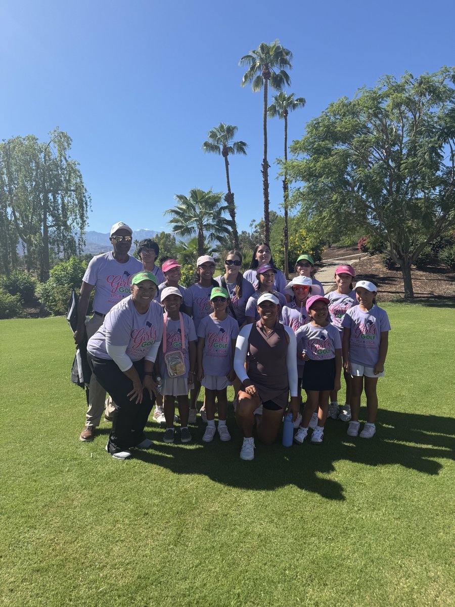 SoCalGolfKids's tweet photo. @GolfweekNichols @EpsonTour @LPGAGirlsGolf @LPGA Great tournament - we had a lot of fun watching the players, especially our homegrown girl  @AmariAveryGolf  *Amari'sArmy ⛳💞 https://t.co/P4QnOa6FPj