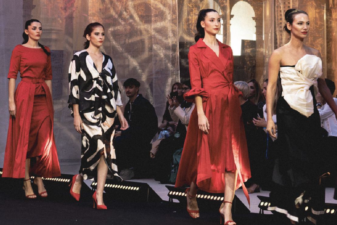 cyleconomica's tweet photo. #CastillayLeón, un #escaparate de #moda y #tendencias https://t.co/W5O7K5adGY @uniendomoda_cyl @jcyl @empresasjcyl @ceoe_cyl #industria #textil #empleo #empresa #artesanía https://t.co/c7OKBy2L7f
