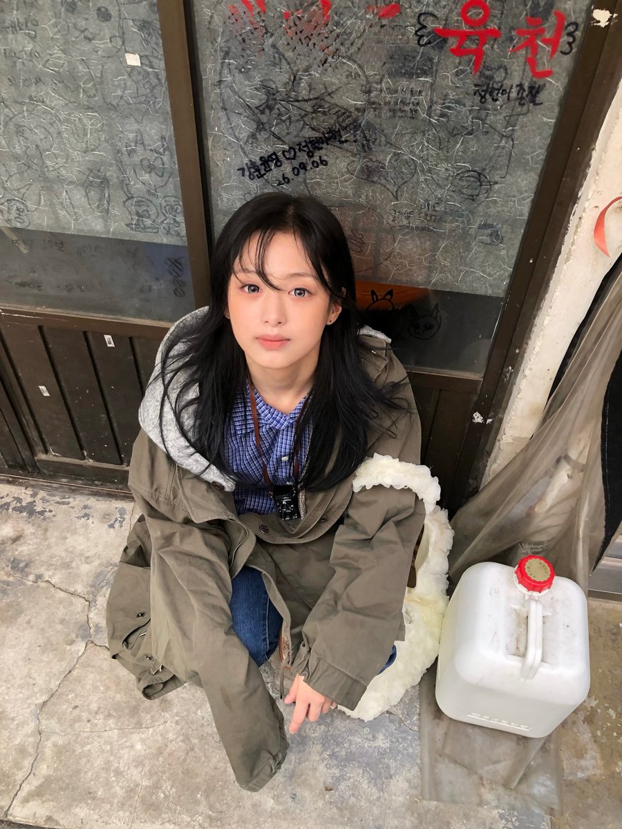 kate_42224's tweet photo. 散財しよう

 #babymonster  #ahyeon https://t.co/762VjfPsPi