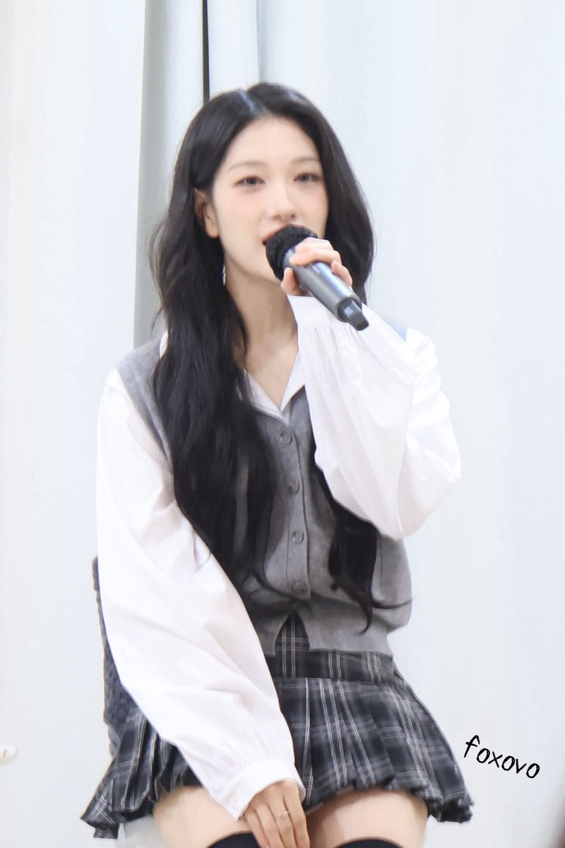 FoxOvo122's tweet photo. 20261005
👸
#YSY #이서연 https://t.co/H6cIJMjhLo
