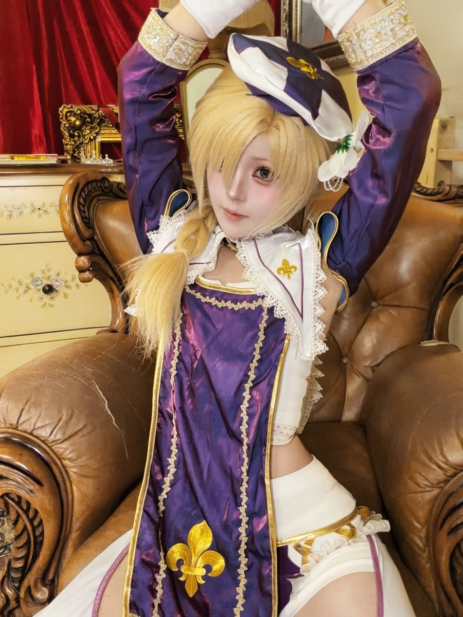 gobrokeee's tweet photo. #娼年ジャンヌ #池咲ミサ #cosplay https://t.co/Bu3V7nvsRl