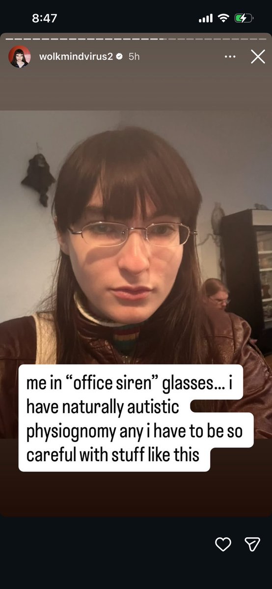 rockikuo's tweet photo. I attempted a preppy look and ended up looking like a 1950's devout Catholic orphan. https://t.co/cVrxr2LRBL
