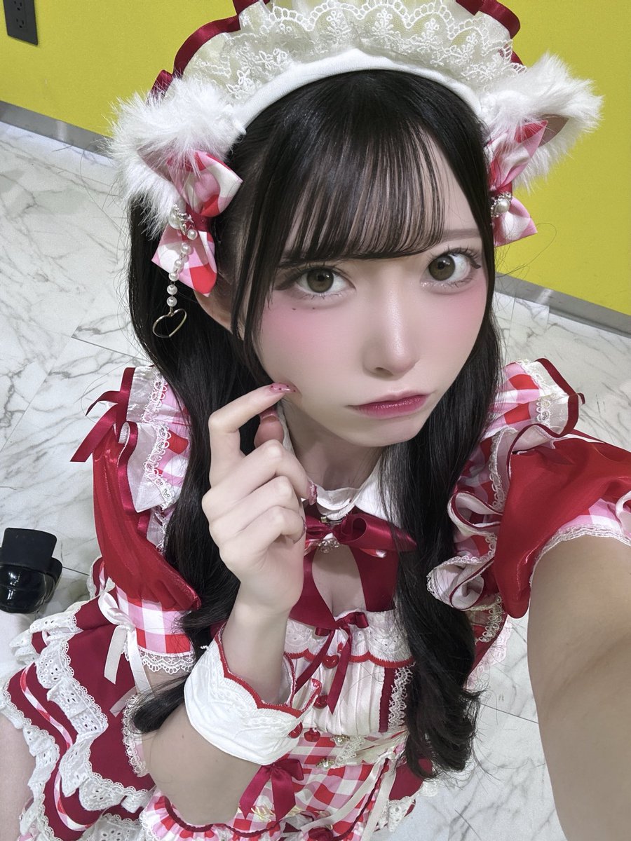 yui_kirafore's tweet photo. これが同一人物なの、自分でもびっくり🎶 https://t.co/TqaDB5YUwa