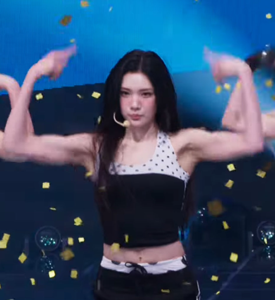 Alienssi's tweet photo. Kamulah kuromi berotot itu un 👾💪🏼 https://t.co/9QzseVRN9r