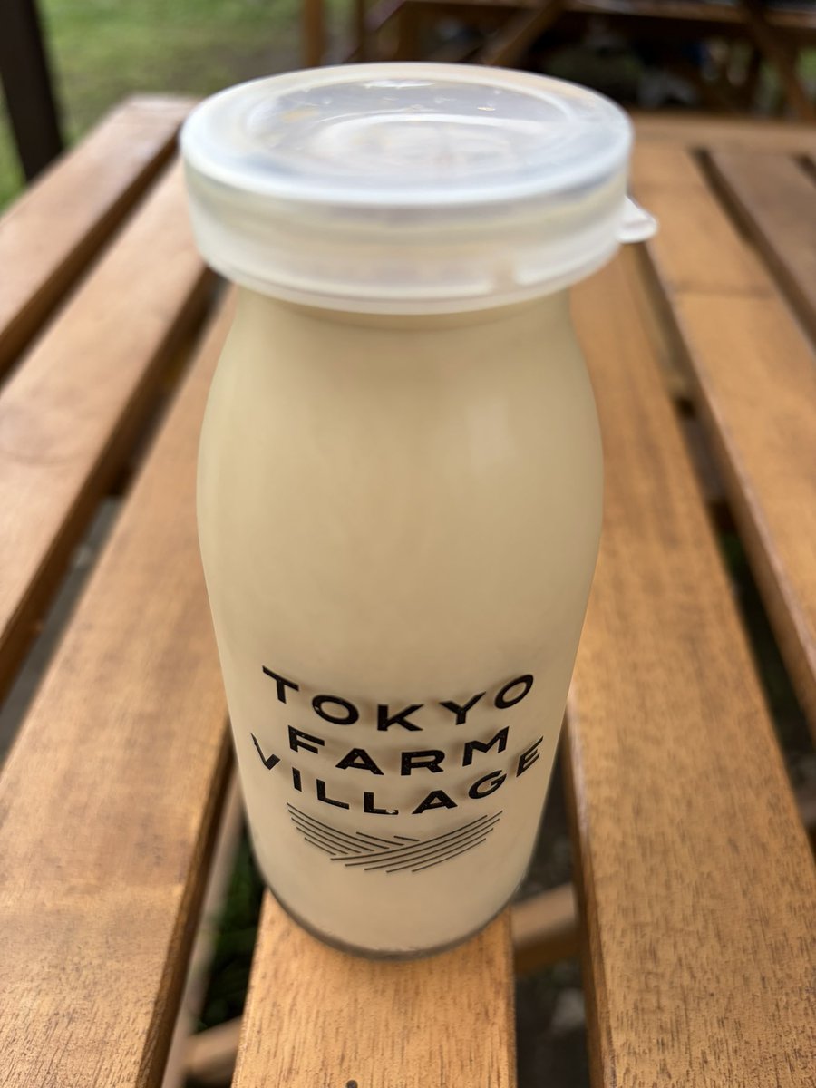 ippifaan's tweet photo. 2026年10月5日(月)
磯沼ファームで煮出しスパイスチャイを頂きました。スパイス効いてて美味しかった。
牛や羊も久しぶりに見ました。
#牛乳でスマイル https://t.co/oOGwQkBzRp
