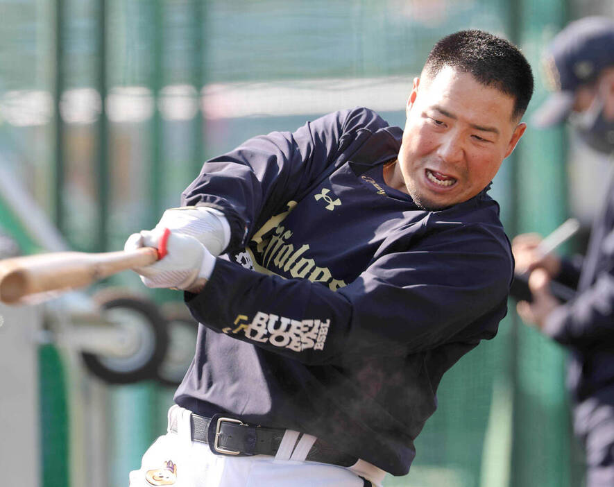 gnomotoke's tweet photo. 【オリックス】育成の香月一也に戦力外通告…元巨人で通算33安打、4本塁打「自分の中で財産」現役引退の意向示す（スポーツ報知）-Yahoo!ニュース https://t.co/eJBWFbI0Cv

オリックスは5日、育成の香月一也内野手に対して来季の選手契約を結ばないと通達したことを発表した。 https://t.co/H9uQkgsivf