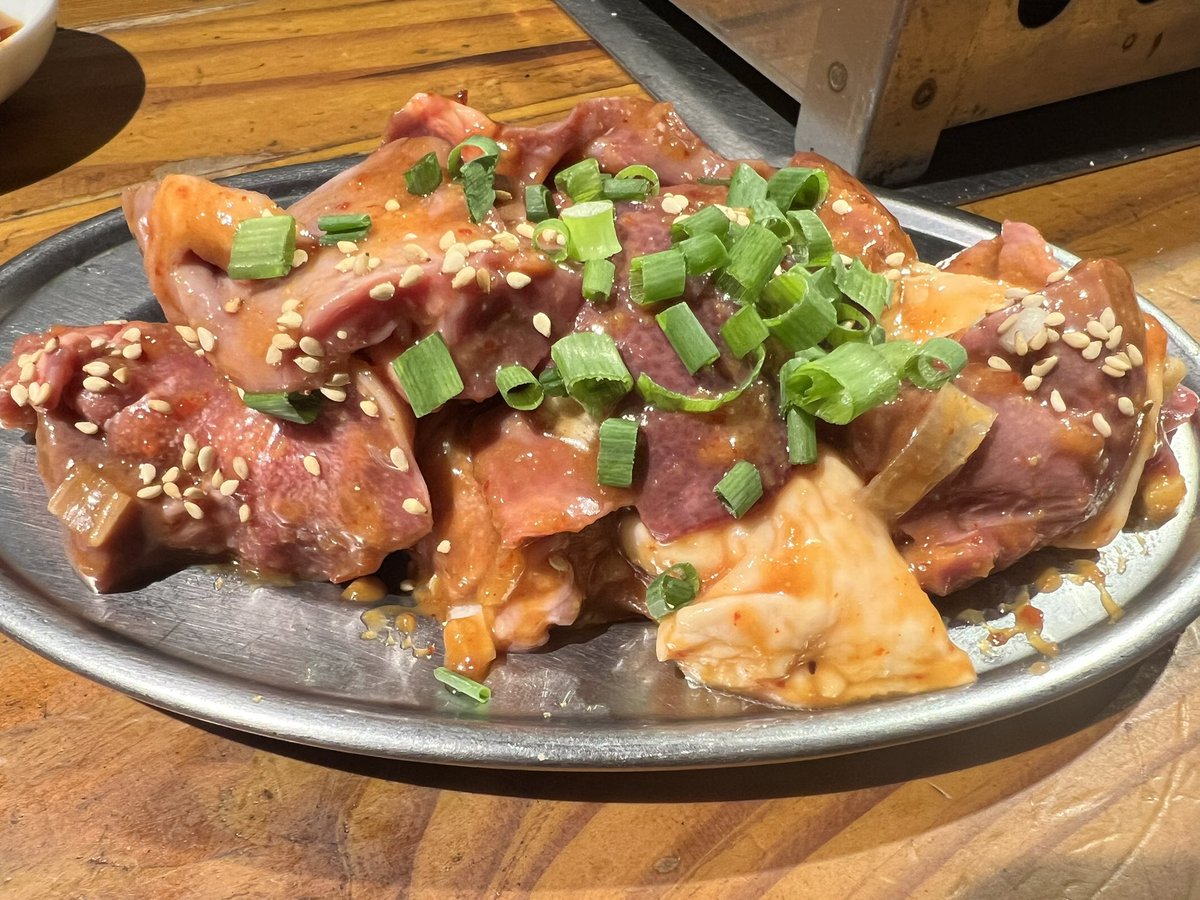 ms_06r96's tweet photo. 焼肉うまうま https://t.co/zig5jcdjSP