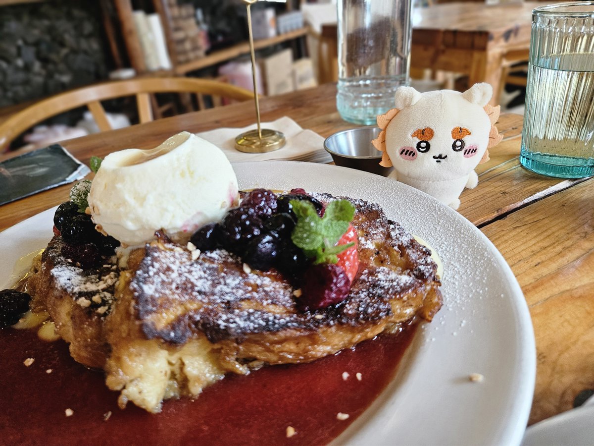 IPAA_IPAA's tweet photo. 시사 따라 프렌치토스트 먹기 https://t.co/WiEgRvoZIX
