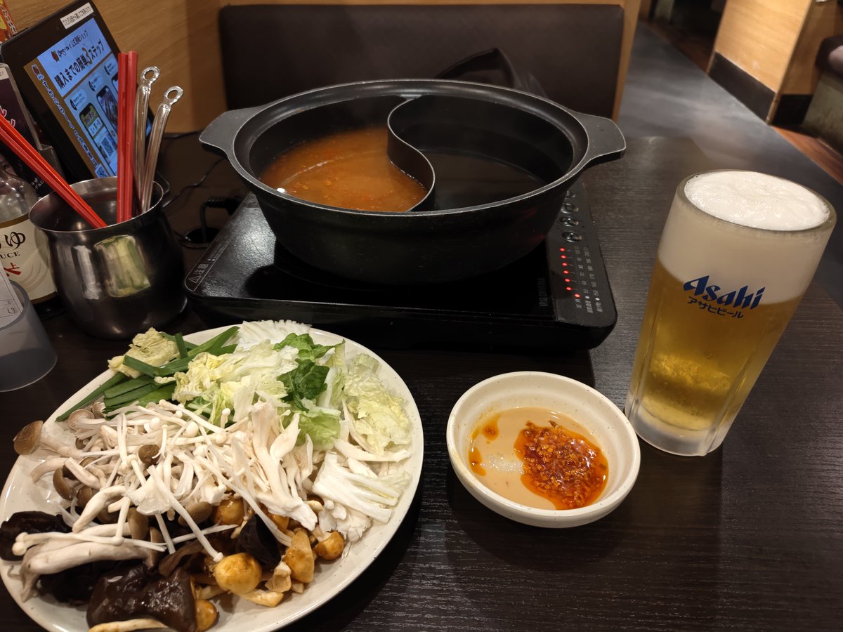 Mark_Andrew_ca's tweet photo. 野菜食べにきた https://t.co/xW76n7F9mU