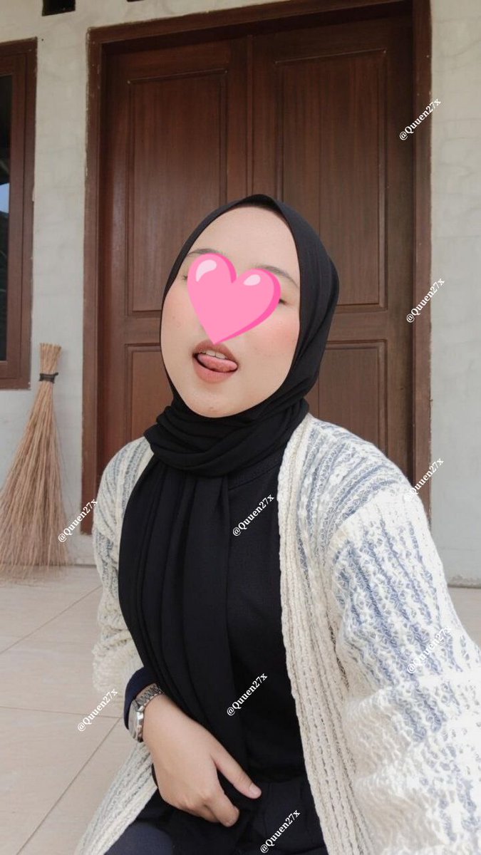Quuen27x's tweet photo. @afiqahsyiraa Hii https://t.co/0KvbbsObCp