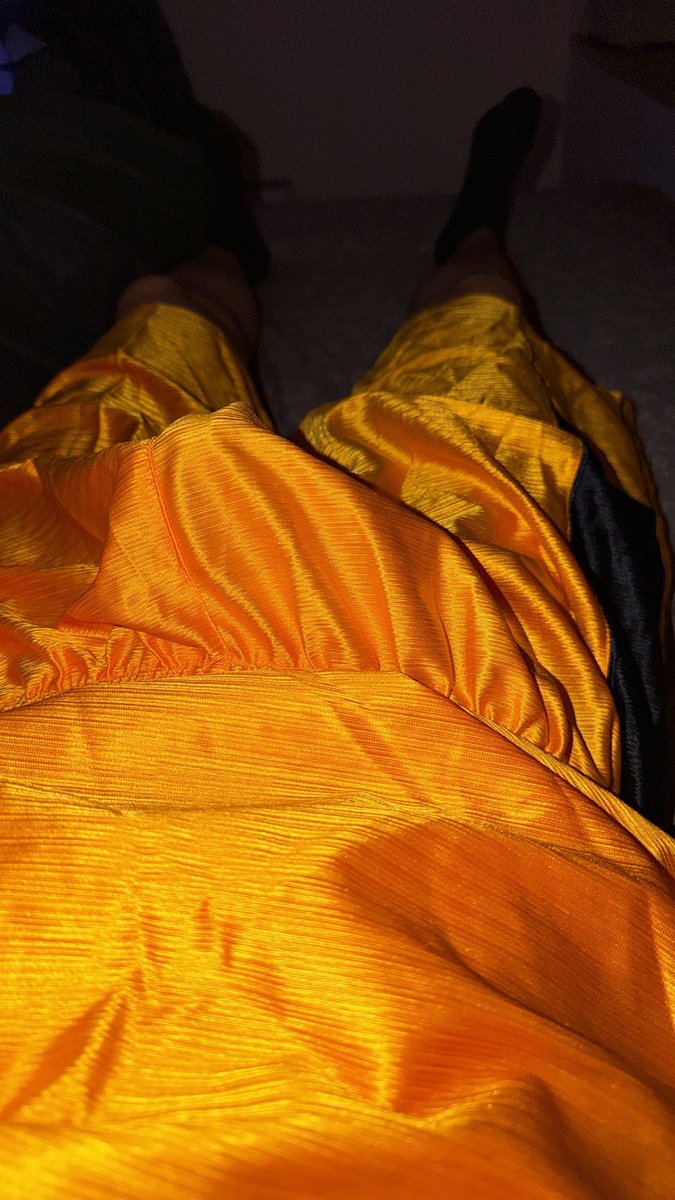 phhh123451's tweet photo. 🥵#dazzlebasketballshorts #丝光球服 https://t.co/4nRO5EEQyP