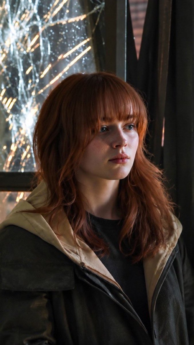 sadiemyoxygen's tweet photo. sadie sink as jean grey (2026) https://t.co/rdQbC7IyOp