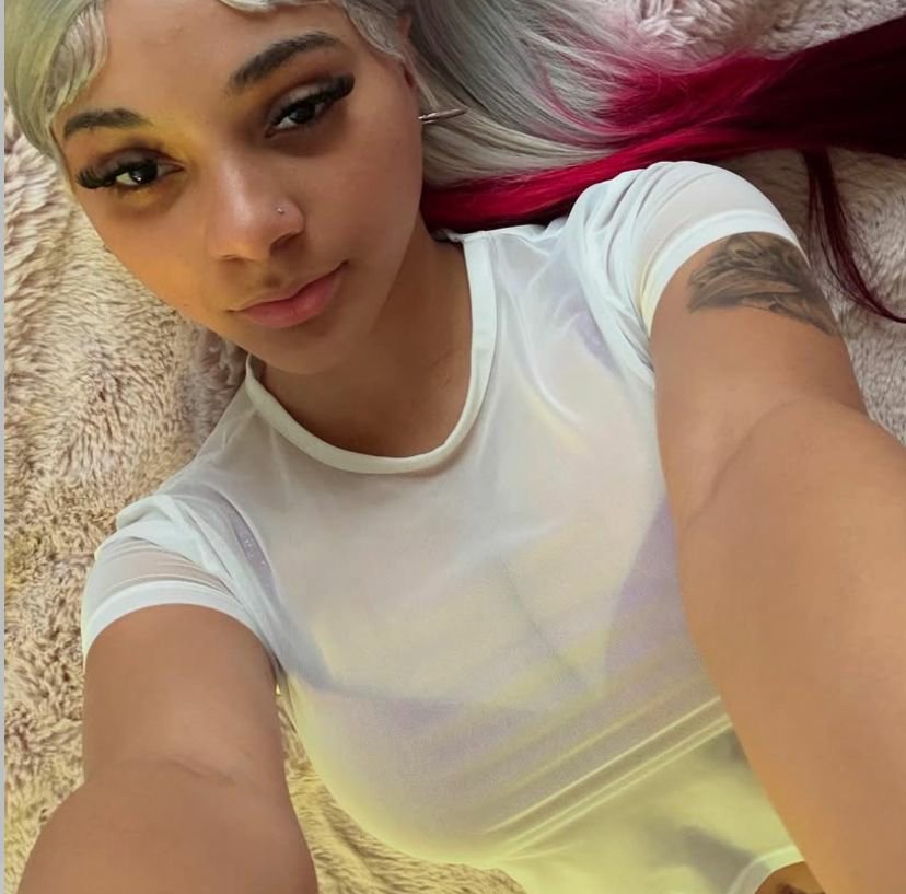 SoliujamiuA's tweet photo. Let me bounce on your dick instead, wya?
#dmv #dcfreak #mdfreak #pgfreak #baltimorefreaks https://t.co/3wpOwt2YL6