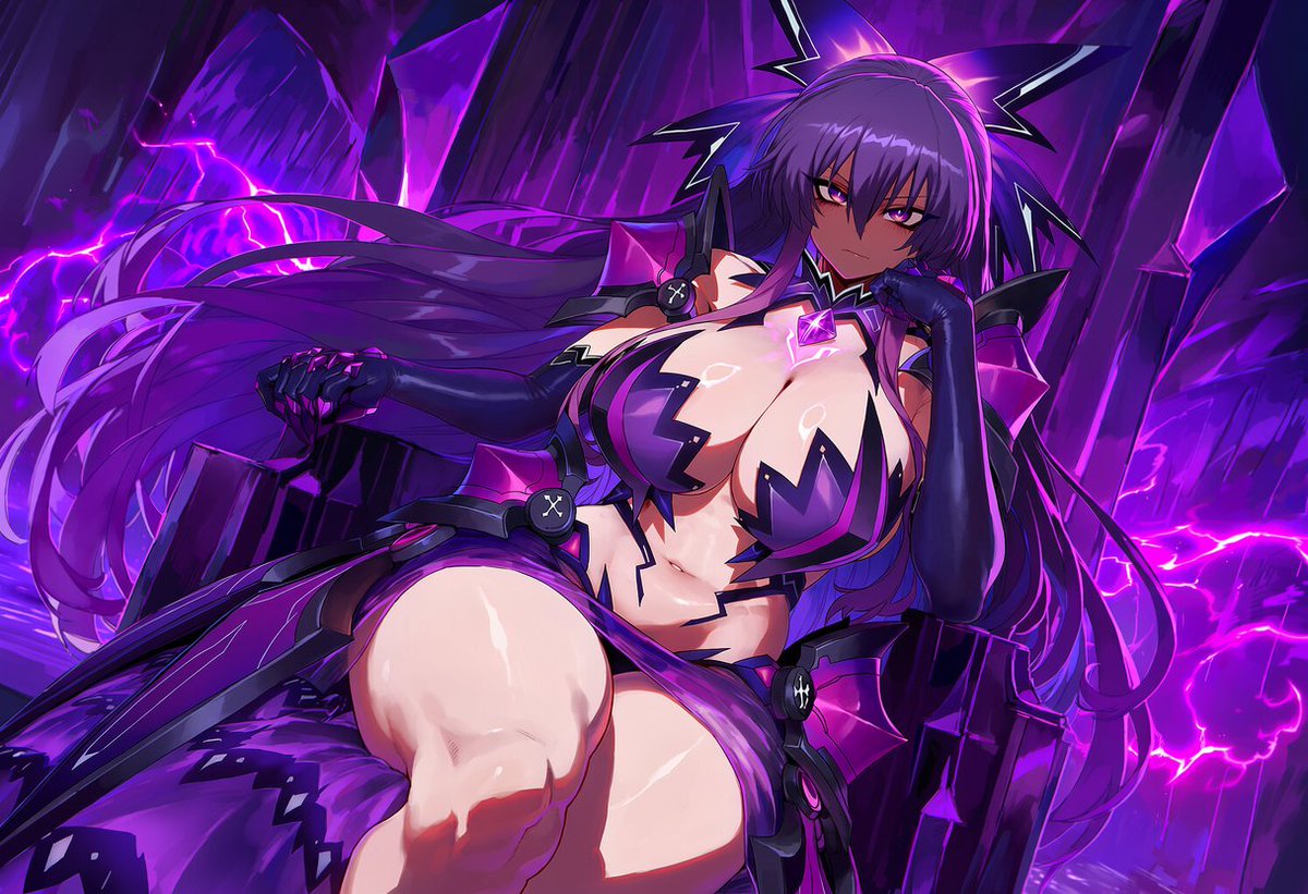 YAT0GAMIT0HKA's tweet photo. “Well, this queen is bored out of her mind, she'll appreciate if someone would come and ease up her boredom.” https://t.co/htsW1ia3Yh