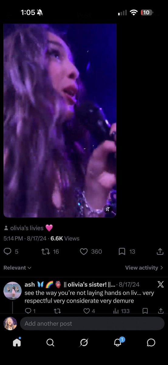gutsykiwis's tweet photo. notice how not disrespecting an artist gets you a cute interaction😊😊😊😊😊😊😊😊😊😊😊😊😊 https://t.co/YkNUnyAVfu