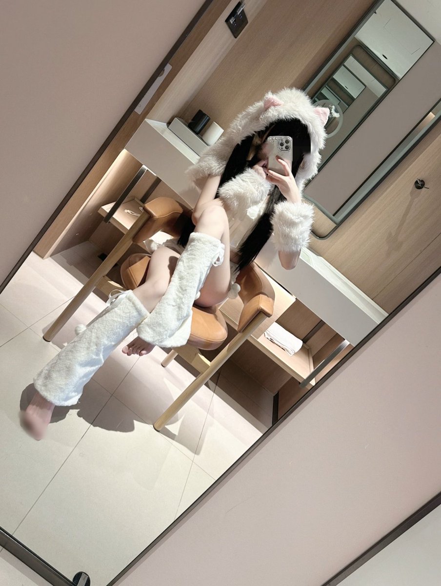 qvz9_'s tweet photo. 开黄腔的死妈了。除了我 https://t.co/LcjYHKqX17