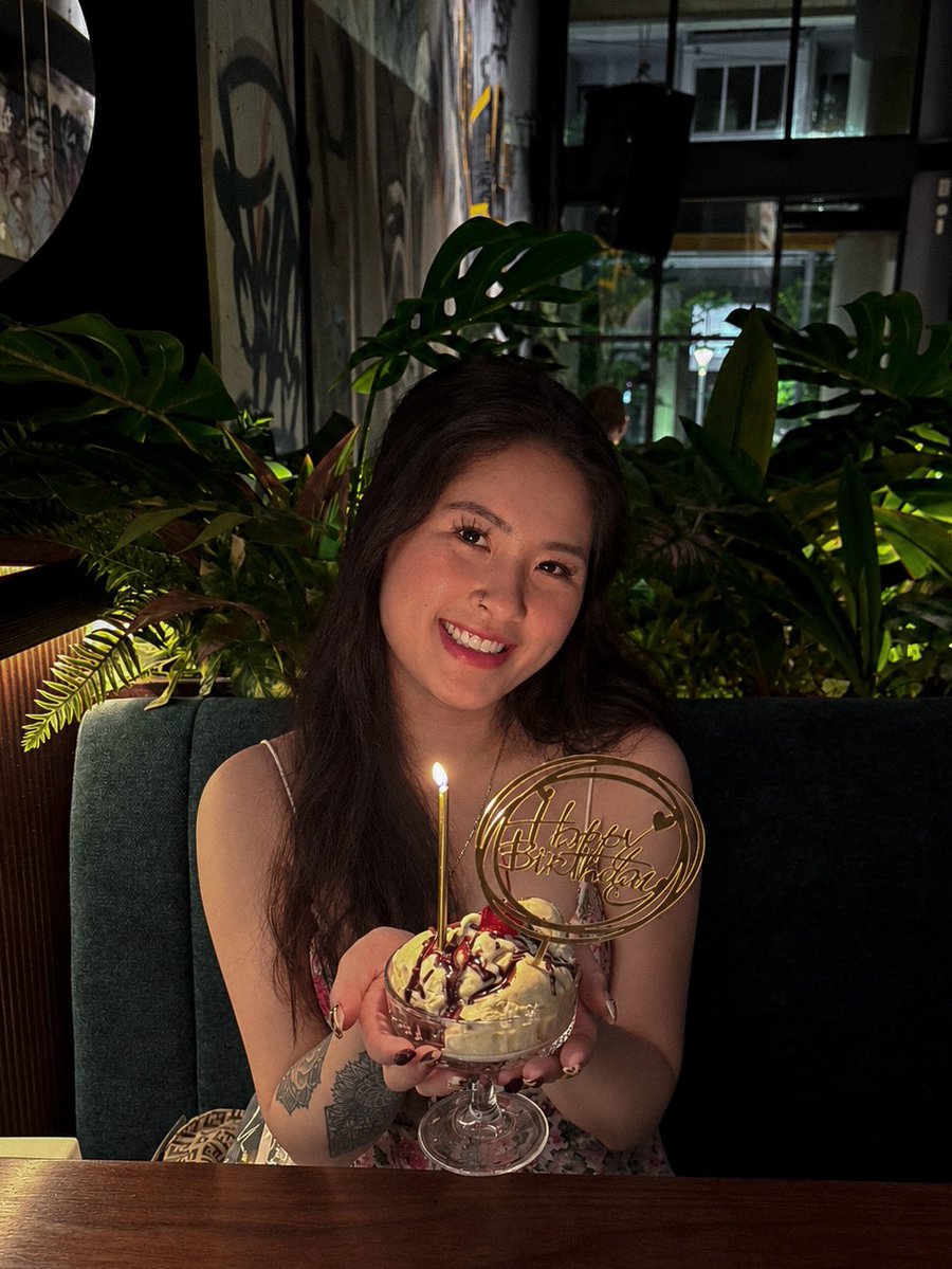 BwinPsg's tweet photo. Grateful to be here. Hello, 32. Another lap around the sun, a new chapter, and so much birthday love. https://t.co/XE3jQONjA3