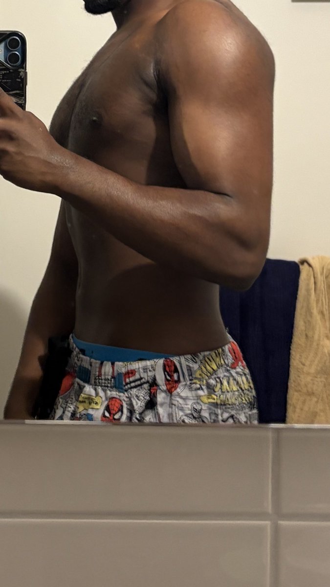 _hydr0_71's tweet photo. Fw the shorts?

#nsfwtwt https://t.co/unXXDyRy2R
