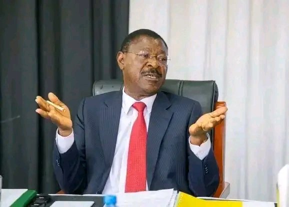 _rogers254's tweet photo. Moses Masika Wetangula became the  first human being to fly without wings 😄 https://t.co/ooYKtW1iiY