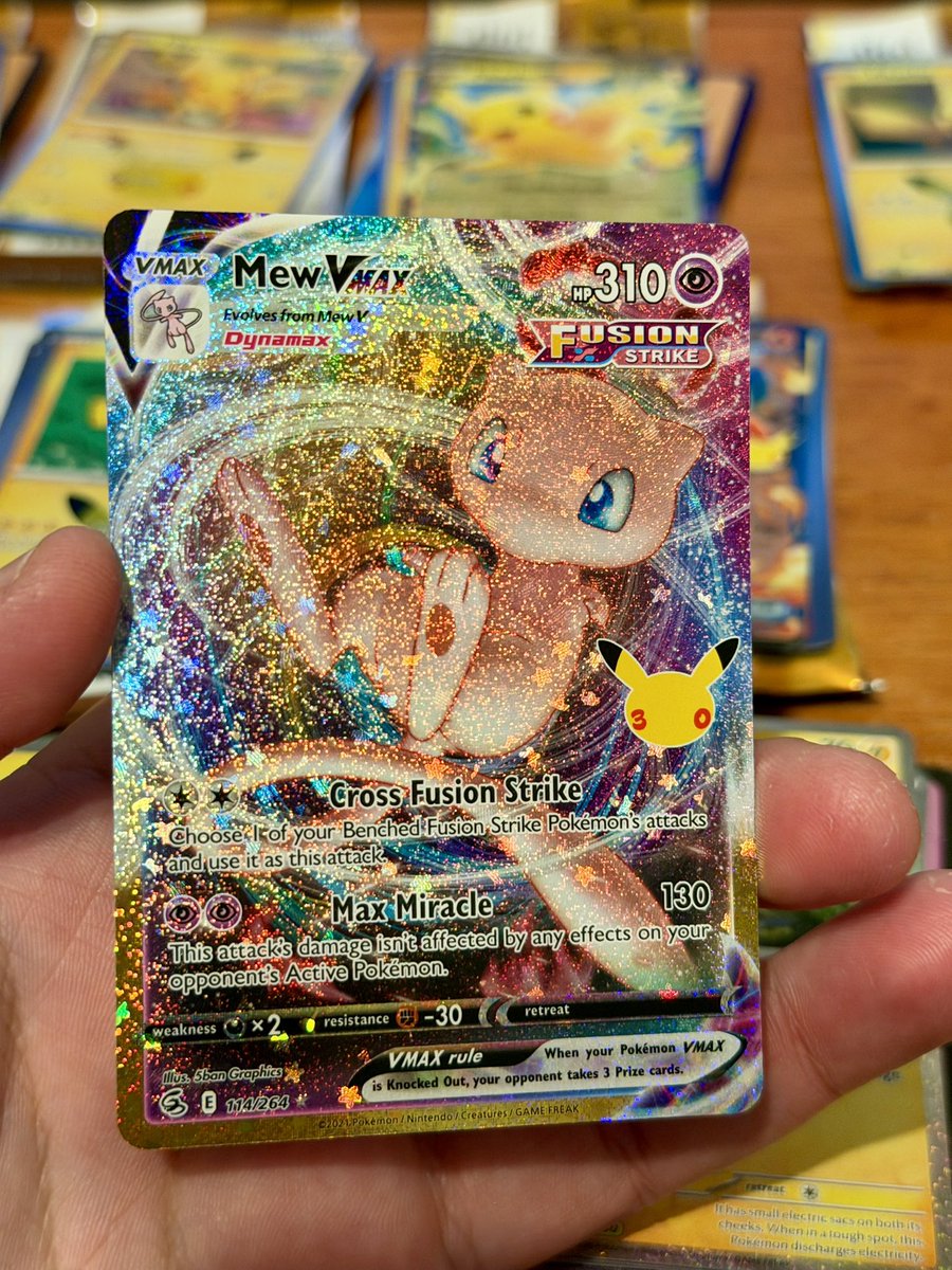 moderntcg's tweet photo. holy mew this card is insane https://t.co/ZSViLBADWx