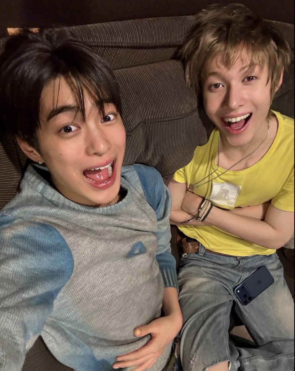 ahnchuu tweet picture