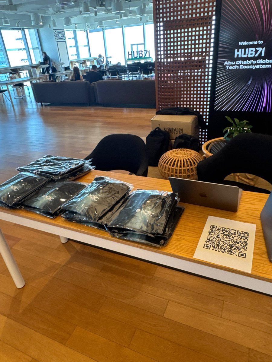zeroxbeny's tweet photo. Ready to kick off?

https://t.co/qoSn6NNW40

#si #hub71 #wework https://t.co/bFcQMhAYeU