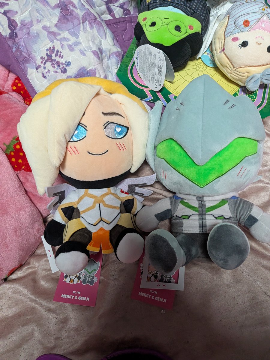 DokiwatchJuno's tweet photo. #gency and #gelphie plushies 2getherrrr https://t.co/bG30yvBlnM