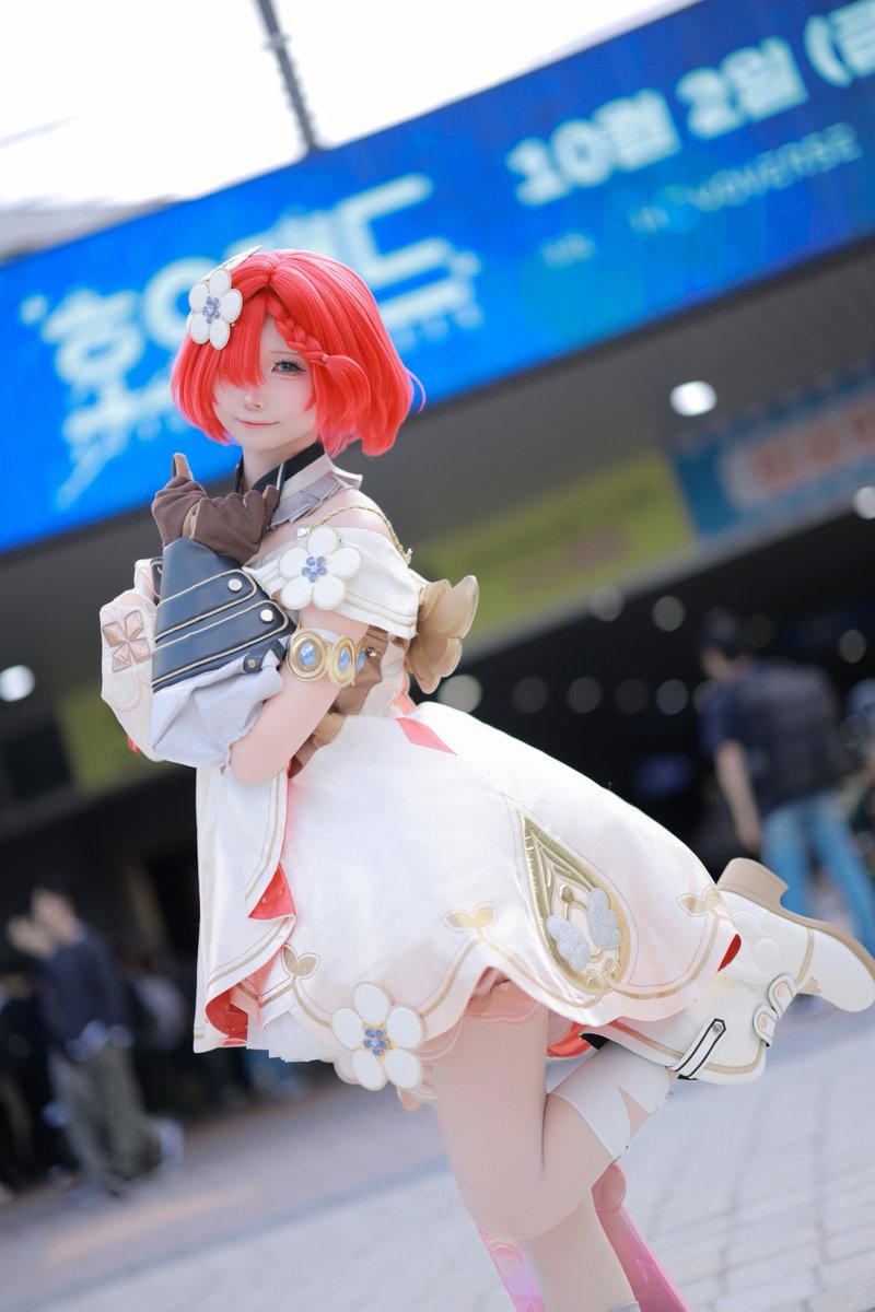 bbing_cos's tweet photo. Trianne 🪽

#HonkaiStarRail #星穹铁道 #호요랜드 https://t.co/9Bl0gtZB6b