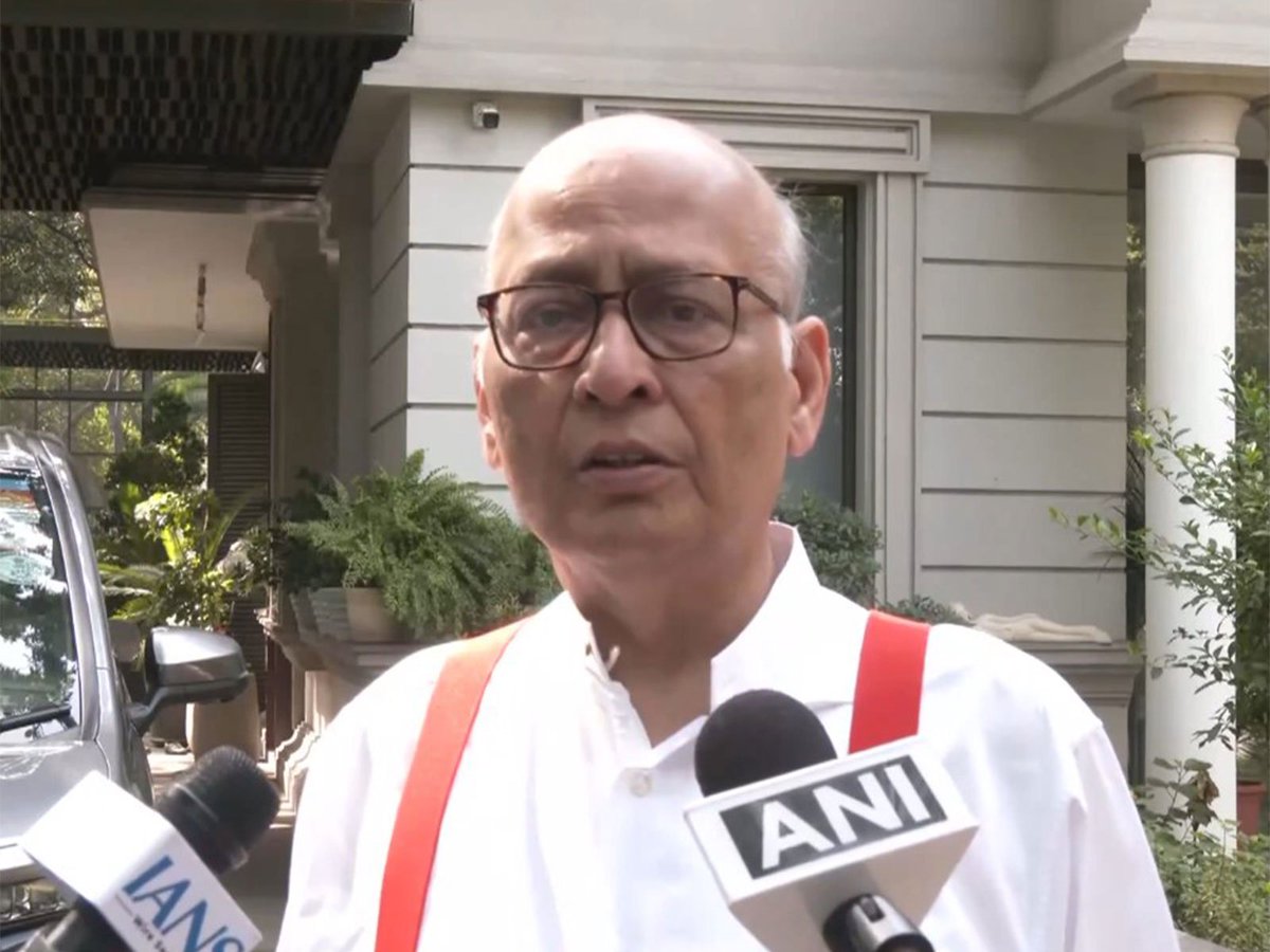 ani_digital's tweet photo. "Welcome courage to call a spade a spade": Congress' Abhishek Singhvi endorses Justice Bhuyan, Justice Nariman's view on right to vote
Read @ANI Story | https://t.co/SnNy1m0BW9
#AbhishekSinghvi #JusticeBhuyan #JusticeNariman #RightToVote https://t.co/QMrxOLpi3c