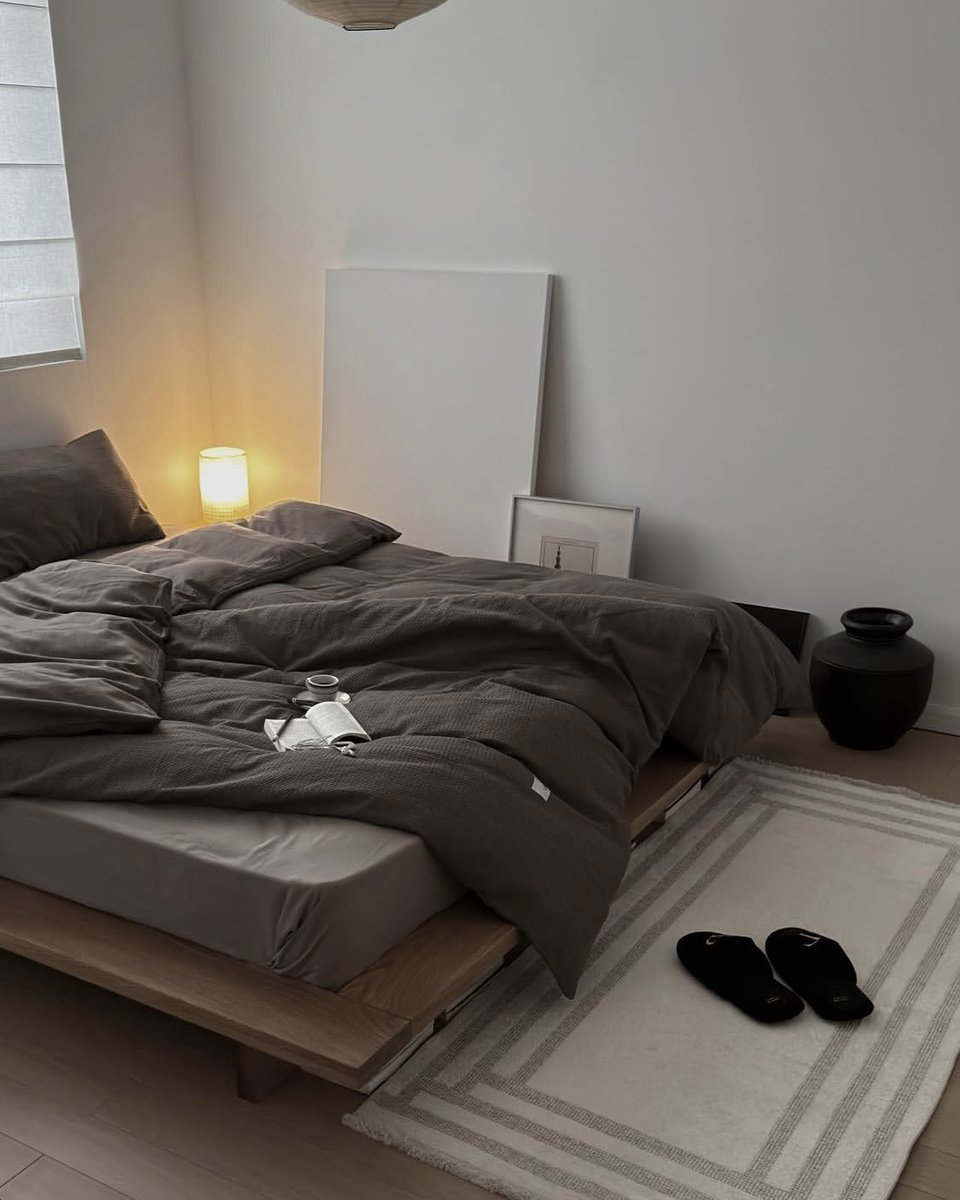 homeyzash's tweet photo. room🍂 https://t.co/wWaMaTVB25